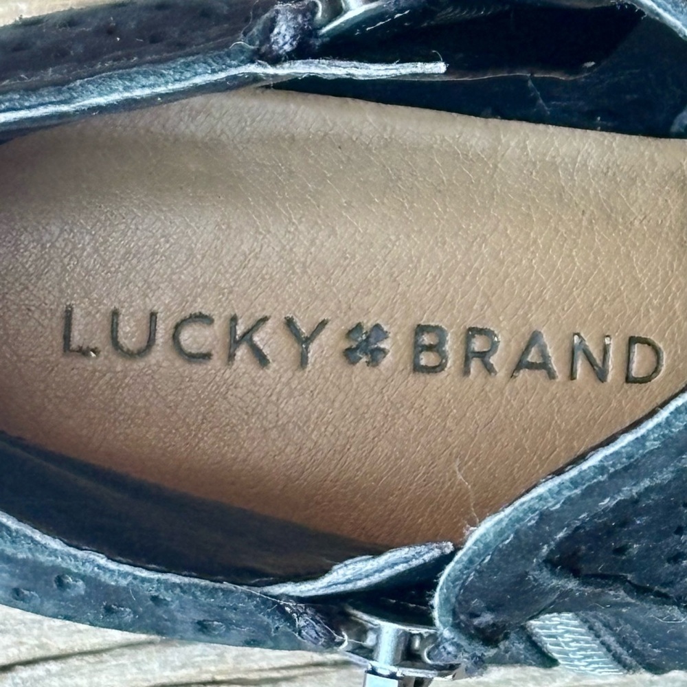 Lucky Brand Perforated Black Leather Ankle Zip Boots Booties 7M - Picture 6 of 8